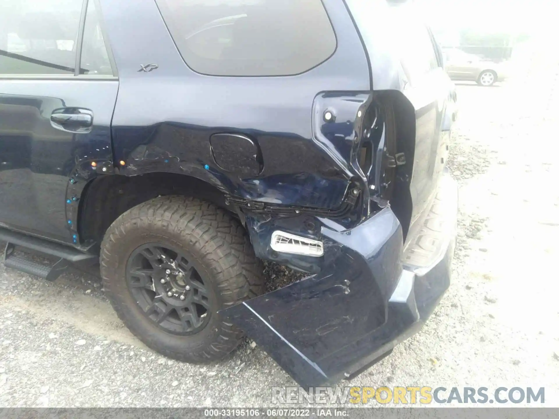 6 Photograph of a damaged car JTEEU5JR4N5262596 TOYOTA 4RUNNER 2022