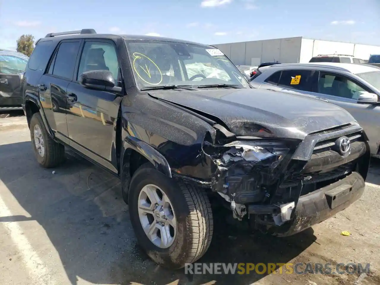 1 Photograph of a damaged car JTEEU5JR5N5252028 TOYOTA 4RUNNER 2022