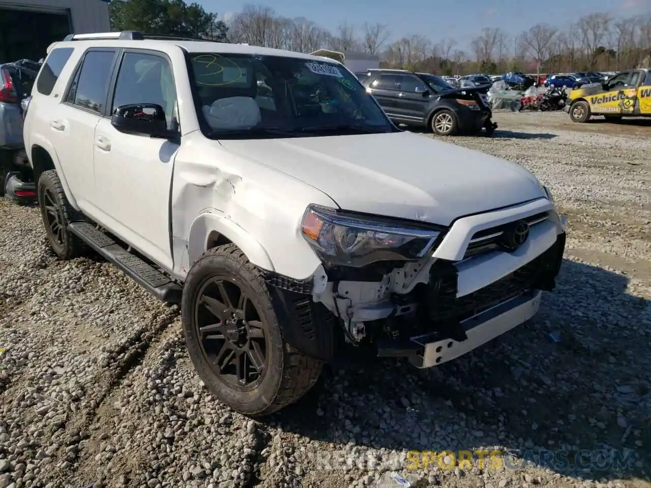 9 Photograph of a damaged car JTEEU5JR5N5255365 TOYOTA 4RUNNER 2022