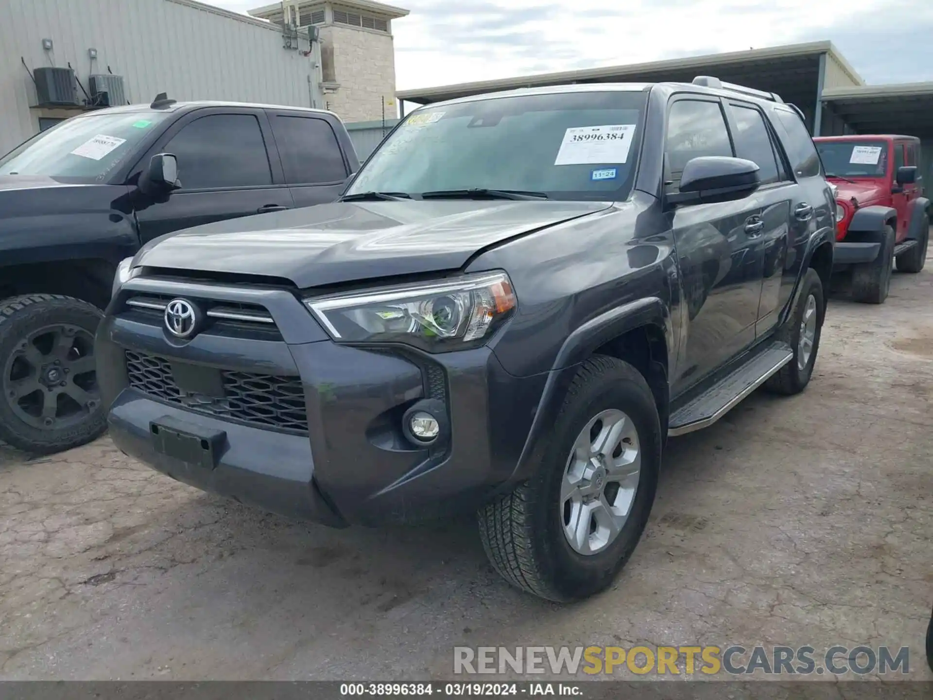 2 Photograph of a damaged car JTEEU5JR5N5258766 TOYOTA 4RUNNER 2022