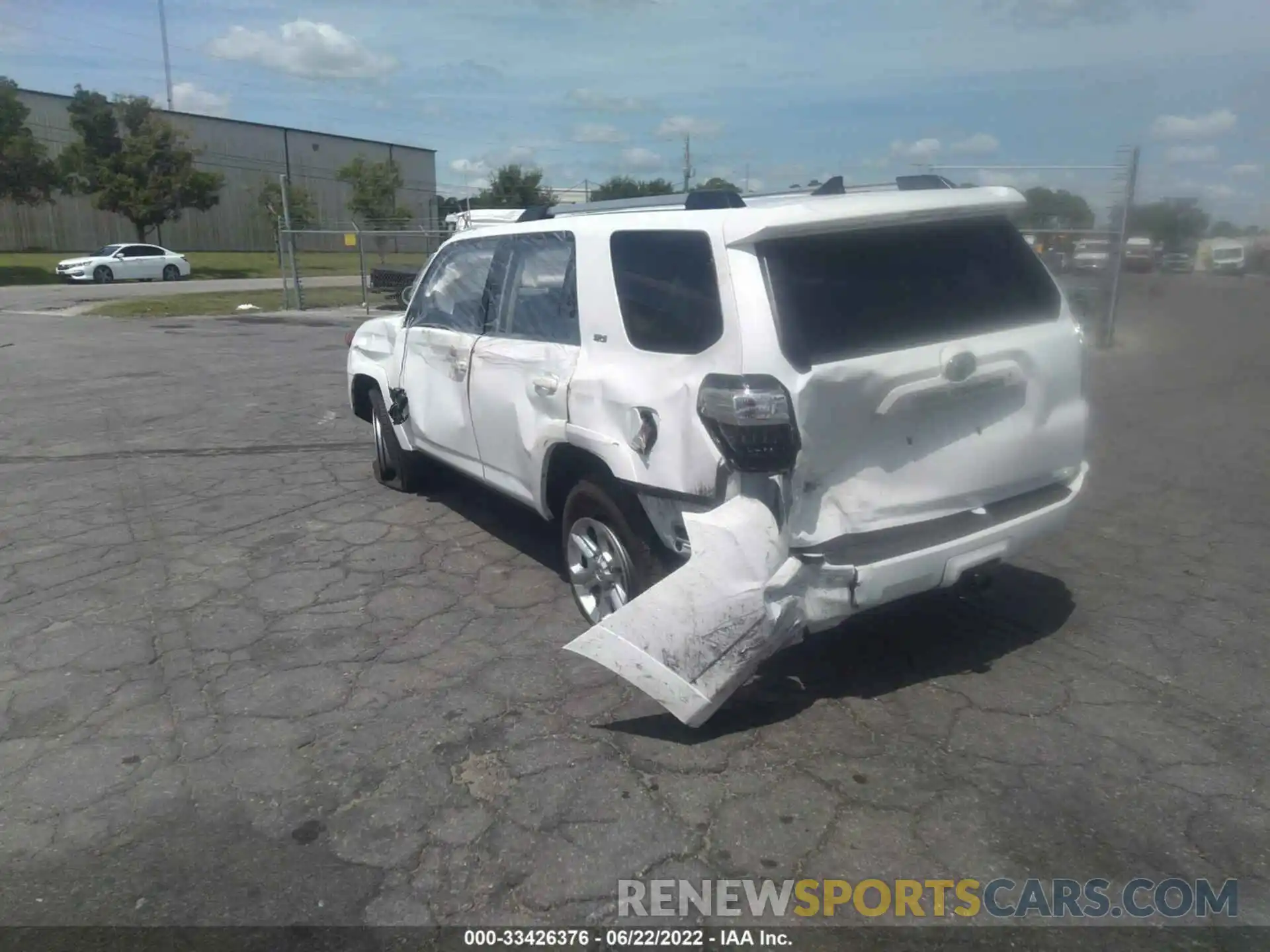 3 Photograph of a damaged car JTEEU5JR6N5252376 TOYOTA 4RUNNER 2022