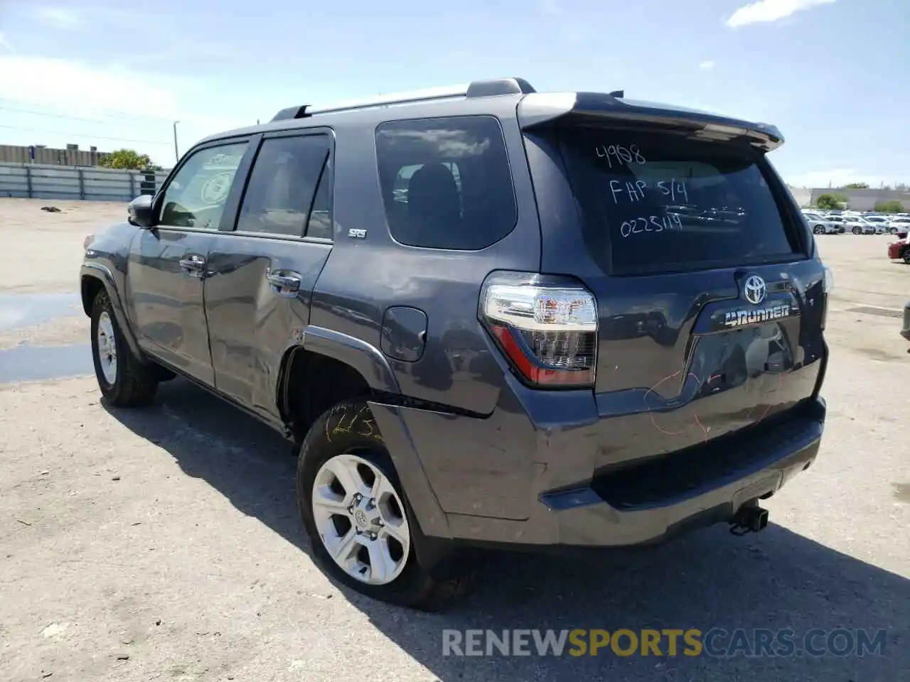 3 Photograph of a damaged car JTEEU5JR7N5264908 TOYOTA 4RUNNER 2022