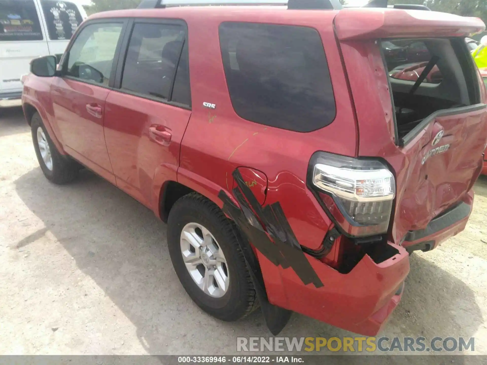 3 Photograph of a damaged car JTEEU5JR7N5265573 TOYOTA 4RUNNER 2022