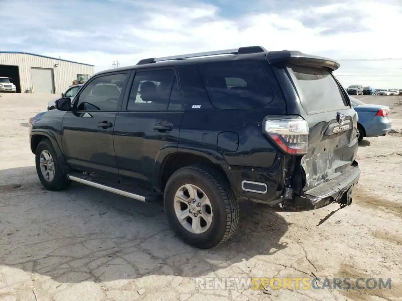 2 Photograph of a damaged car JTEFU5JR0N5259876 TOYOTA 4RUNNER 2022