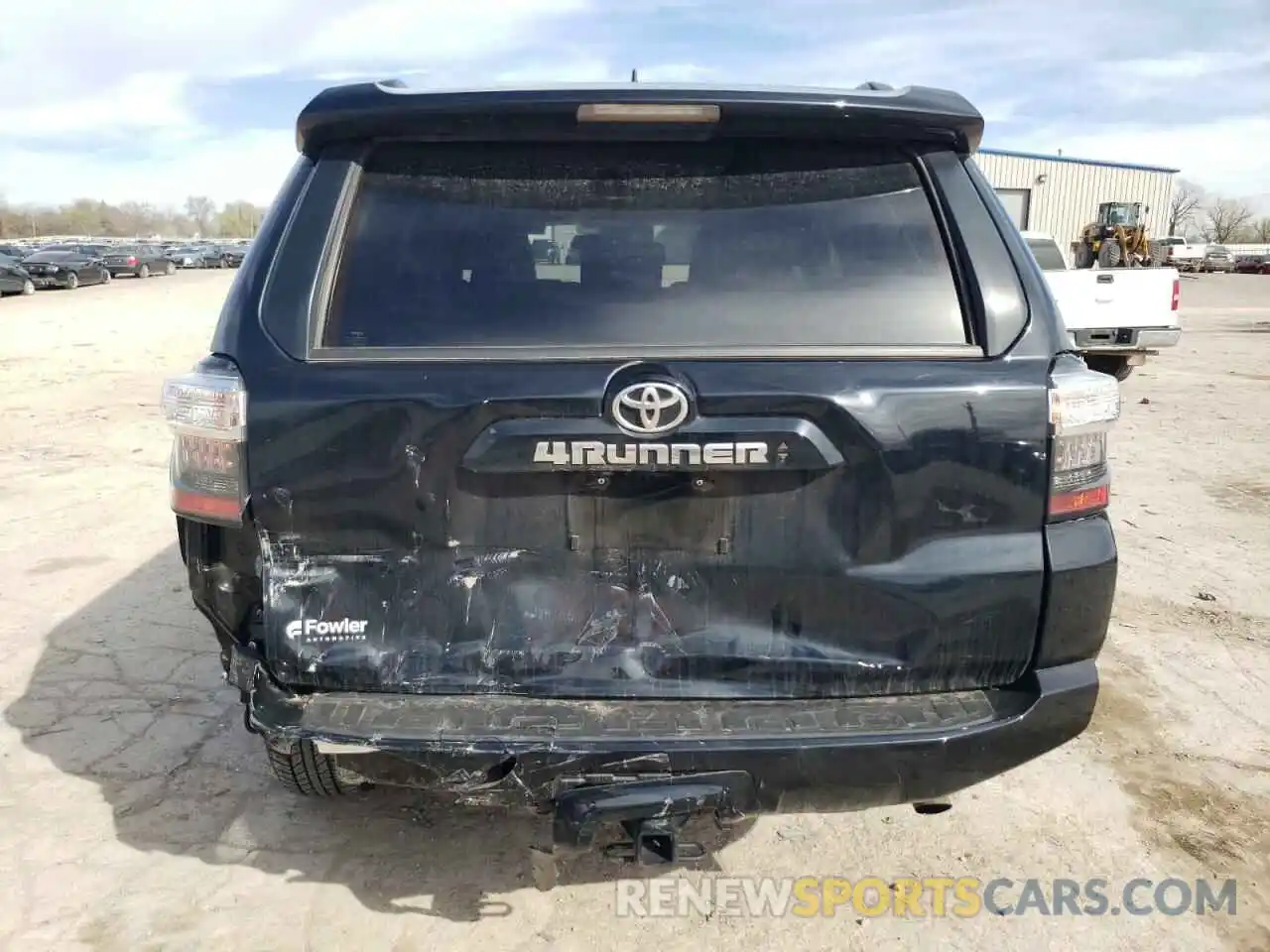 6 Photograph of a damaged car JTEFU5JR0N5259876 TOYOTA 4RUNNER 2022