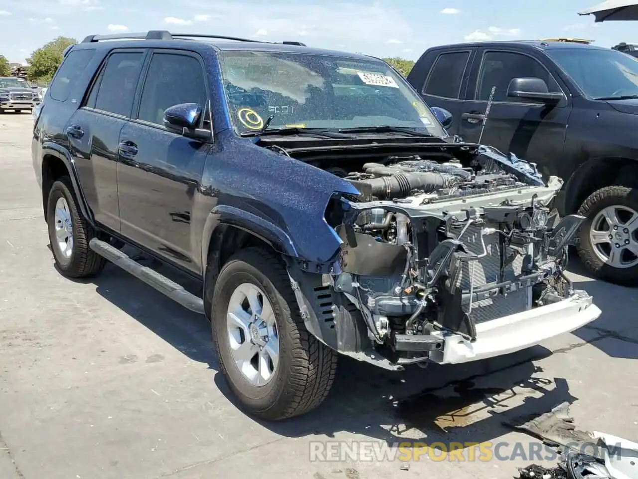 1 Photograph of a damaged car JTEFU5JR2N5264559 TOYOTA 4RUNNER 2022