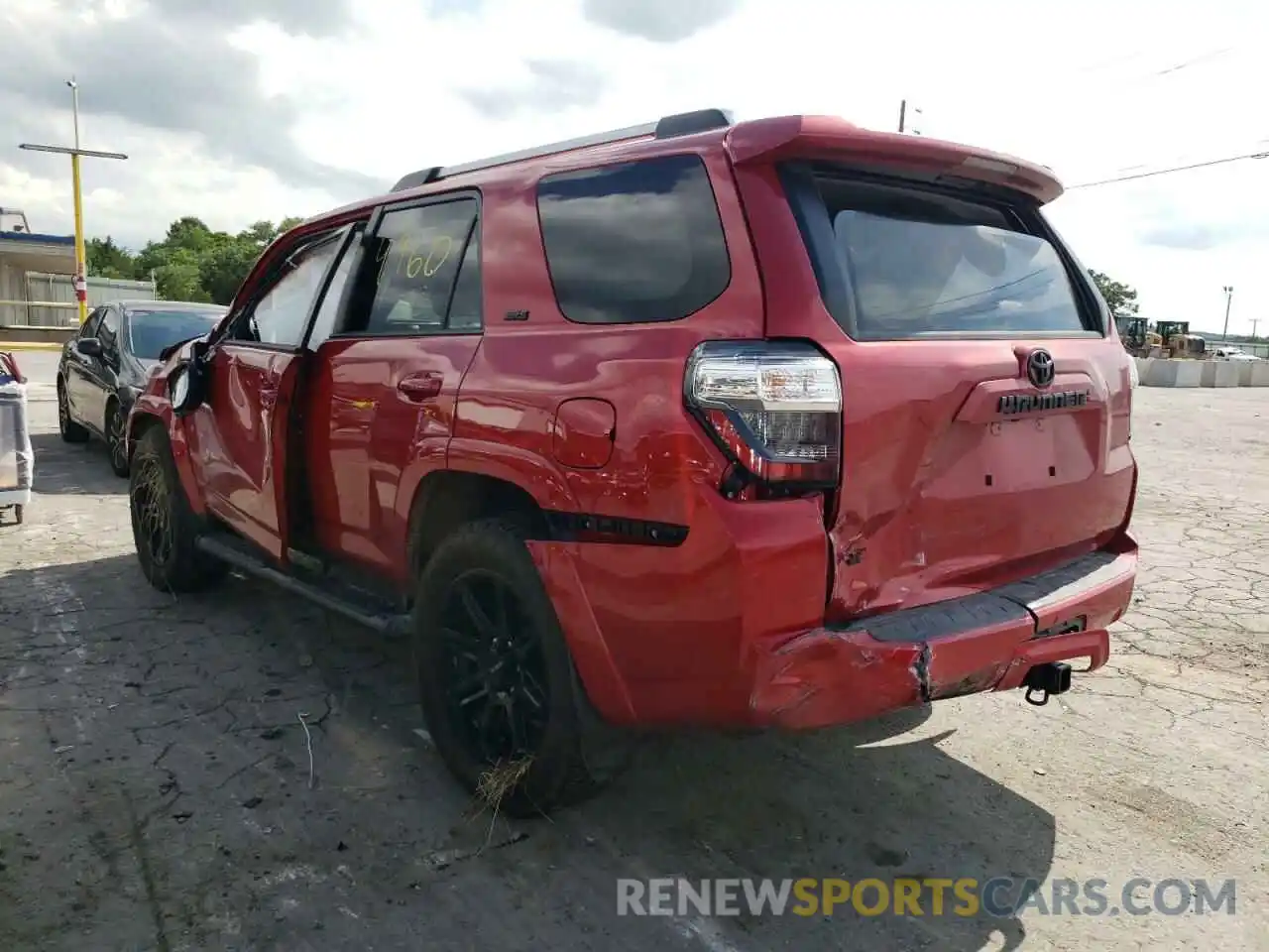 3 Photograph of a damaged car JTEFU5JR3N5266014 TOYOTA 4RUNNER 2022