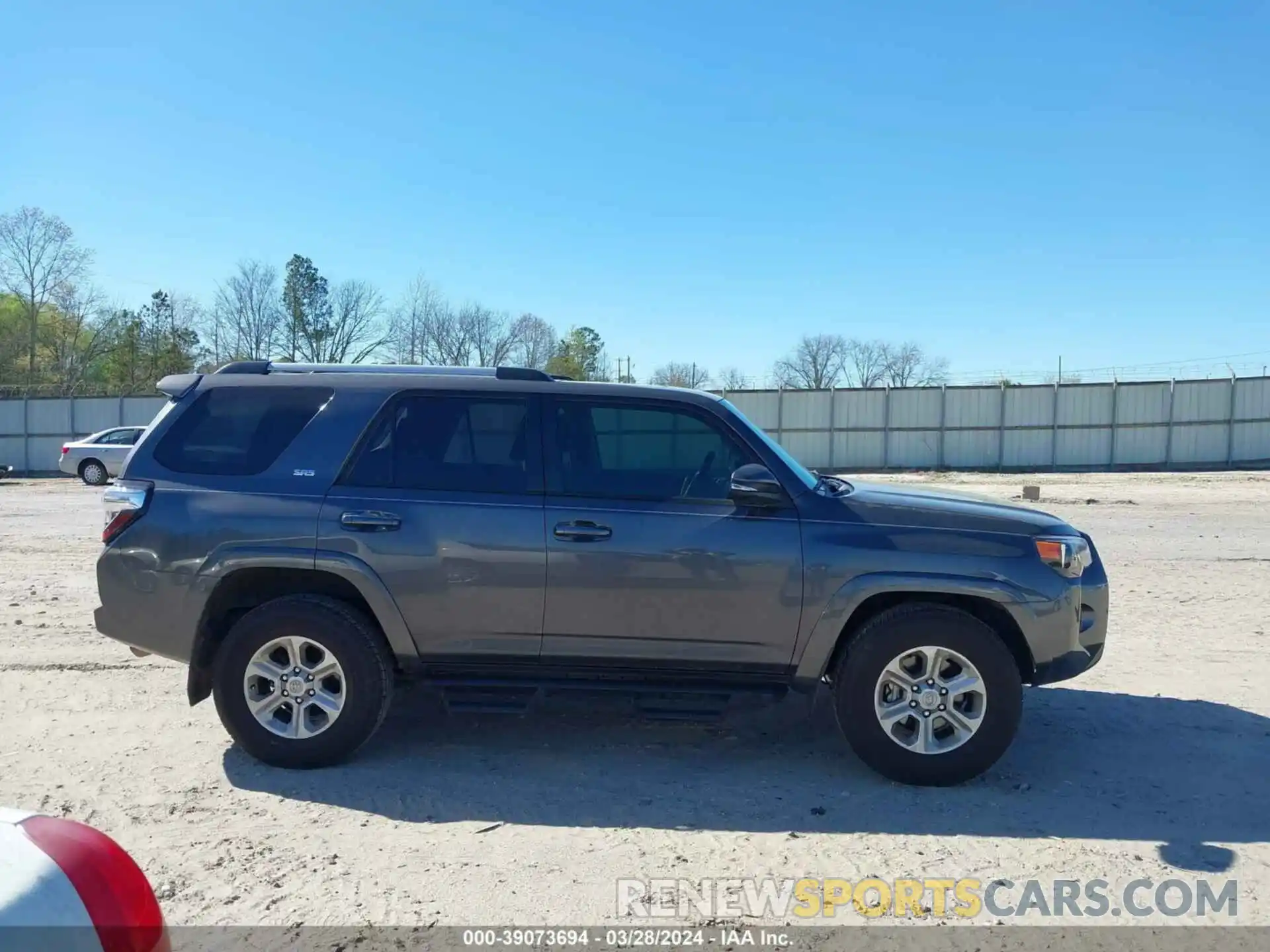 13 Photograph of a damaged car JTEFU5JR3N5268362 TOYOTA 4RUNNER 2022