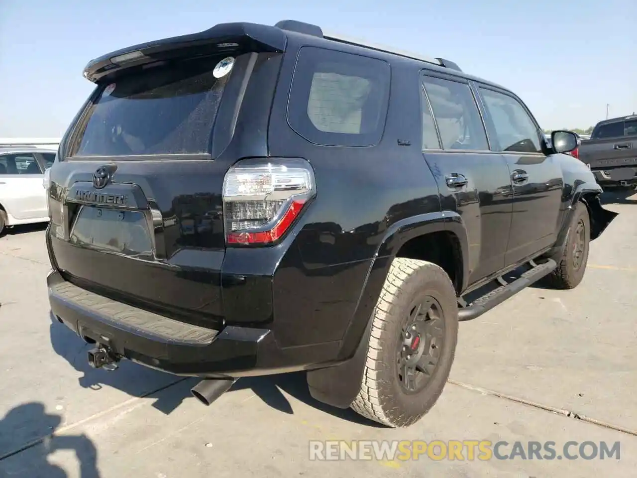 4 Фотография поврежденного автомобиля JTEFU5JR7N5266436 TOYOTA 4RUNNER 2022