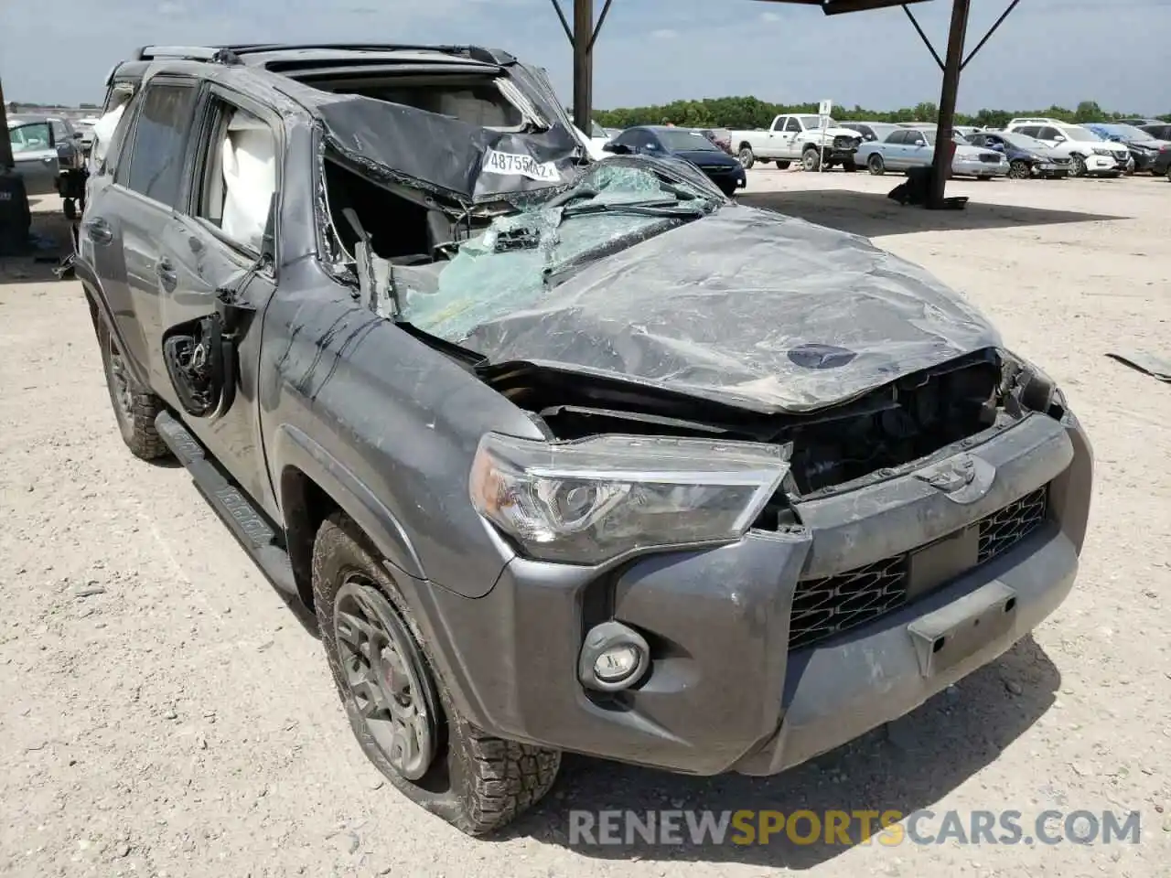 1 Photograph of a damaged car JTEFU5JR8N5254795 TOYOTA 4RUNNER 2022