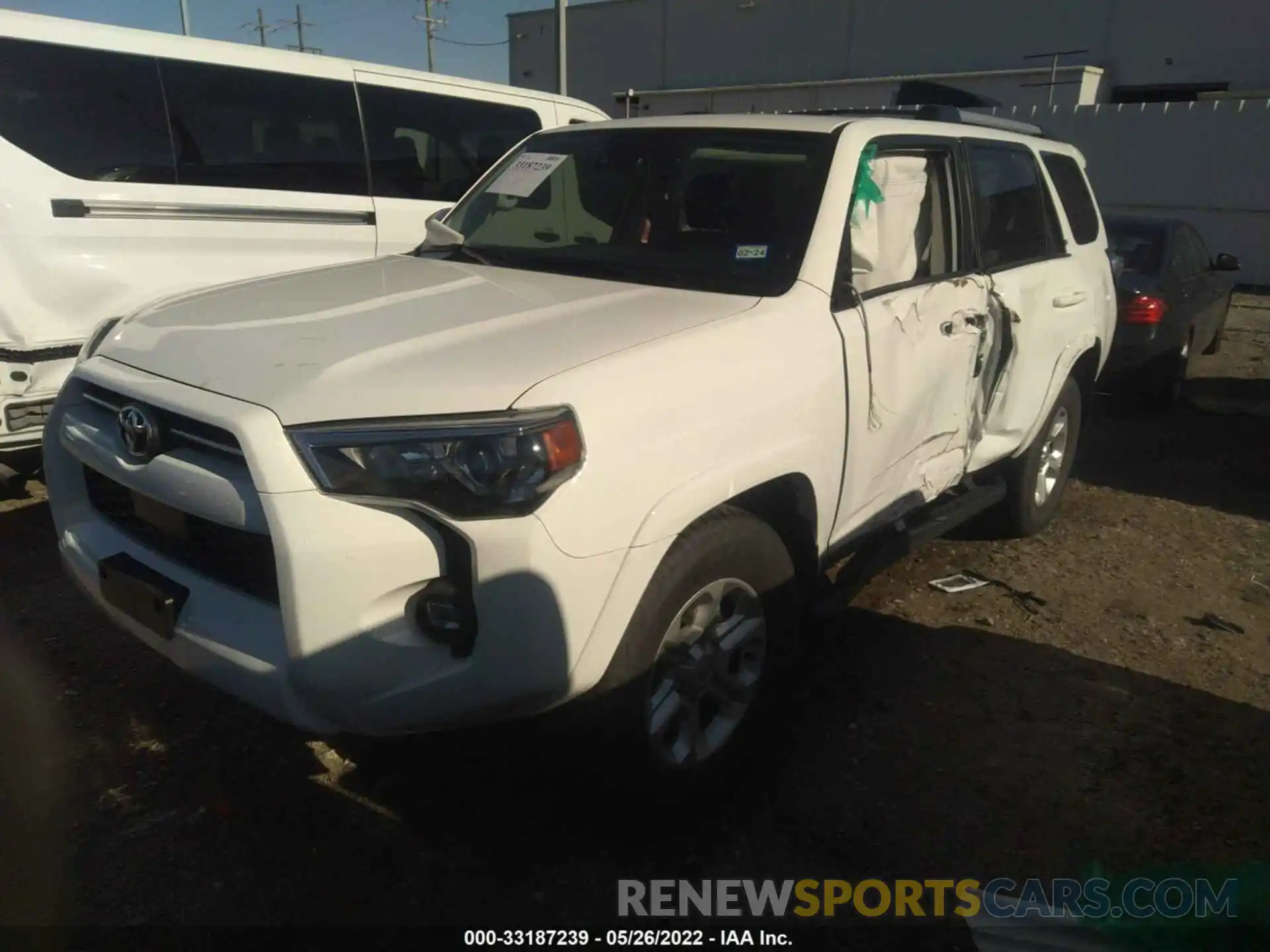 2 Photograph of a damaged car JTEFU5JR8N5262959 TOYOTA 4RUNNER 2022