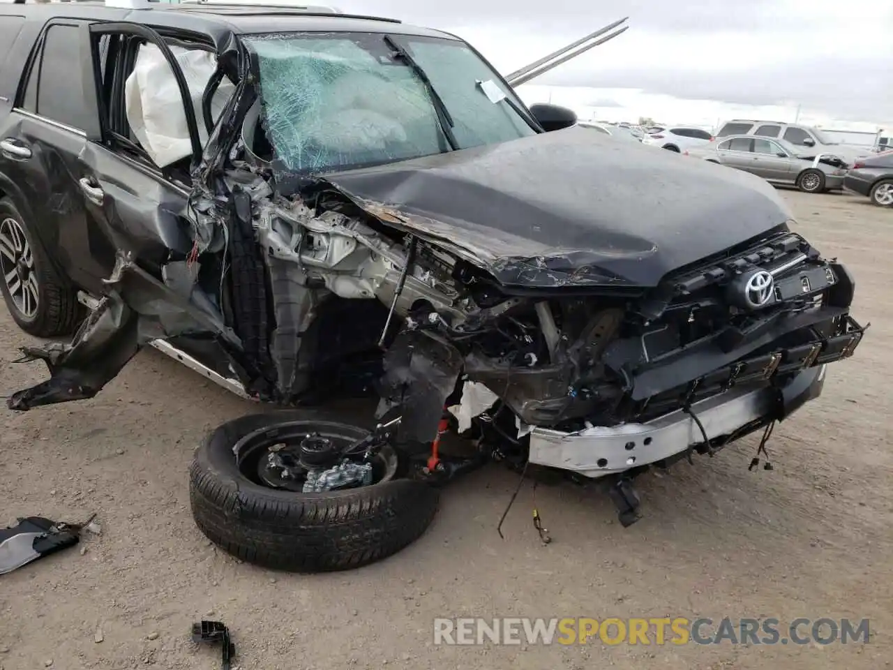 9 Photograph of a damaged car JTEKU5JR0N5982643 TOYOTA 4RUNNER 2022