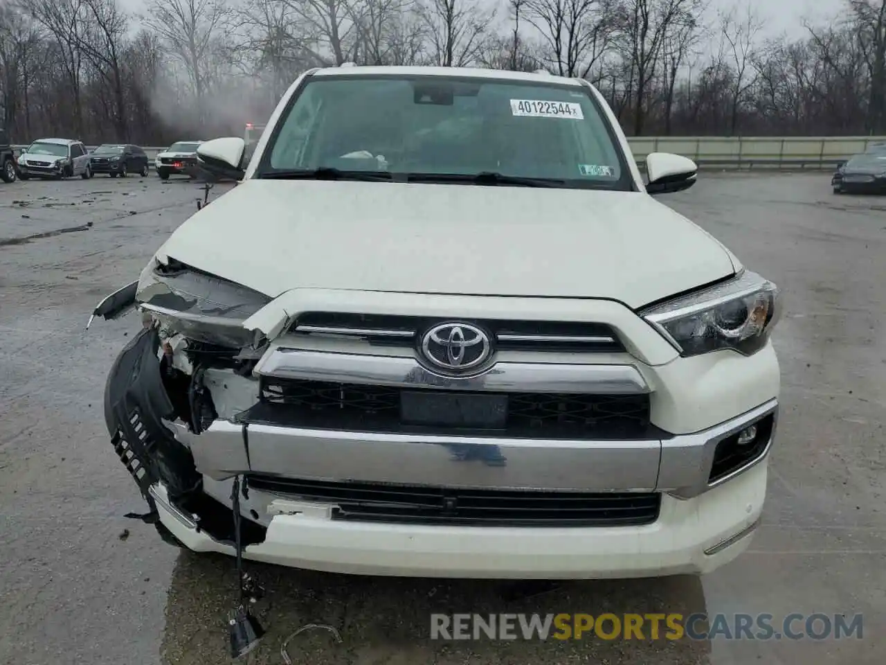 5 Photograph of a damaged car JTEKU5JR0N5990483 TOYOTA 4RUNNER 2022