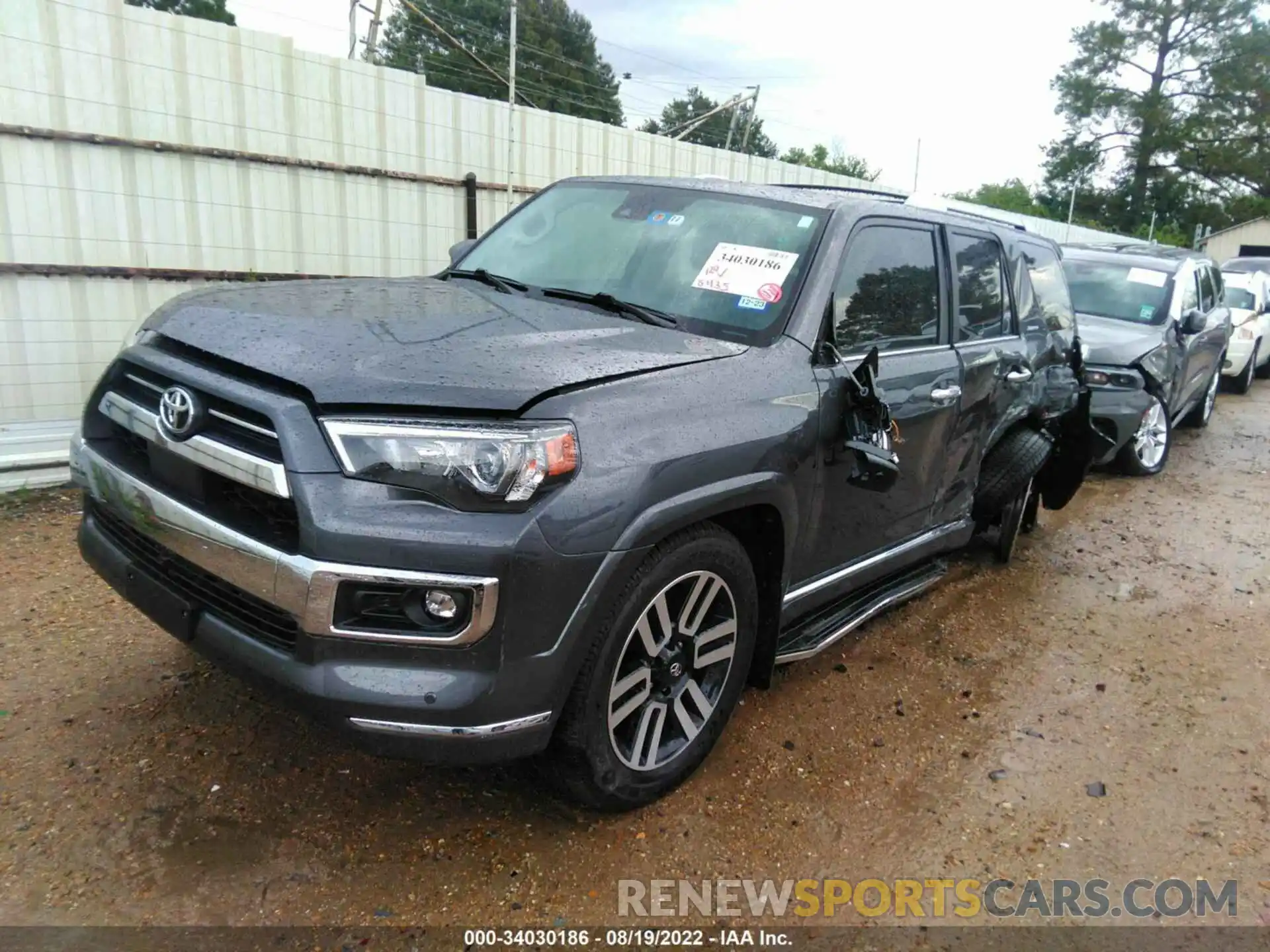 2 Photograph of a damaged car JTEKU5JR0N6002158 TOYOTA 4RUNNER 2022