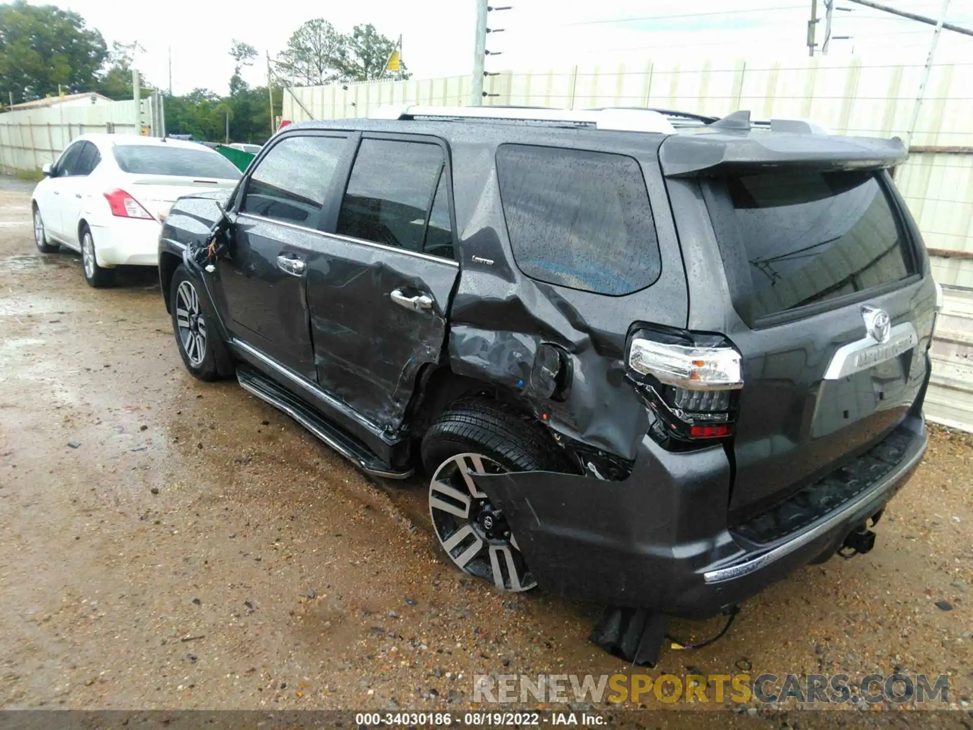 3 Photograph of a damaged car JTEKU5JR0N6002158 TOYOTA 4RUNNER 2022