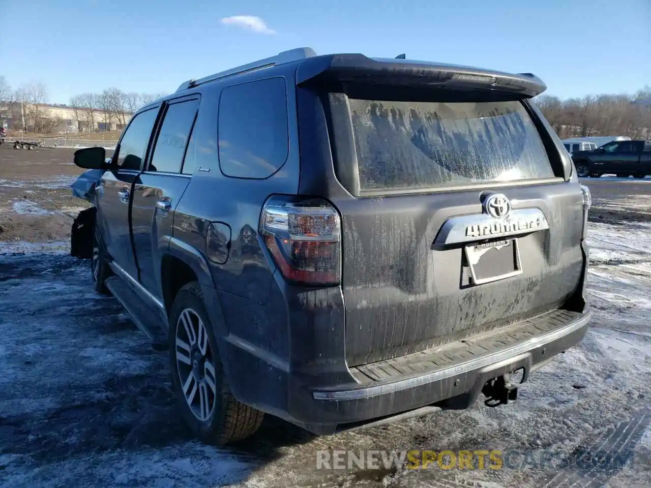 3 Photograph of a damaged car JTEKU5JR2N5976262 TOYOTA 4RUNNER 2022