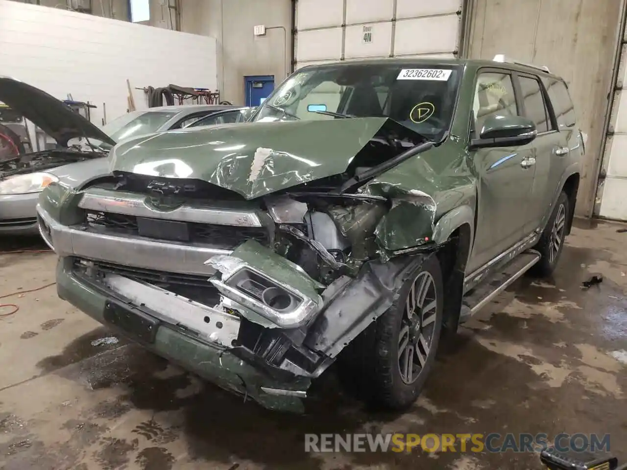 2 Photograph of a damaged car JTEKU5JR2N5989500 TOYOTA 4RUNNER 2022