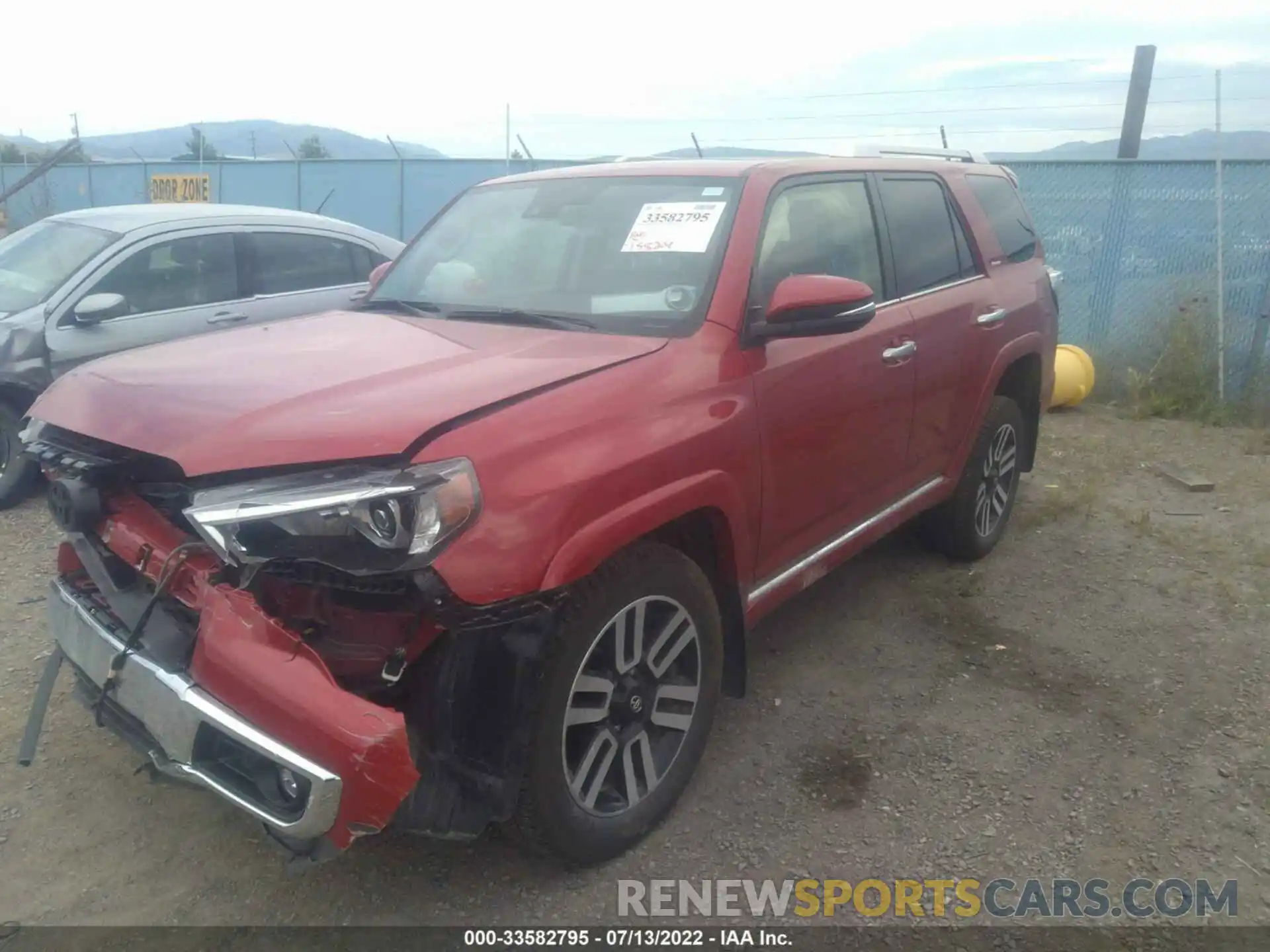 2 Photograph of a damaged car JTEKU5JR3N5983009 TOYOTA 4RUNNER 2022