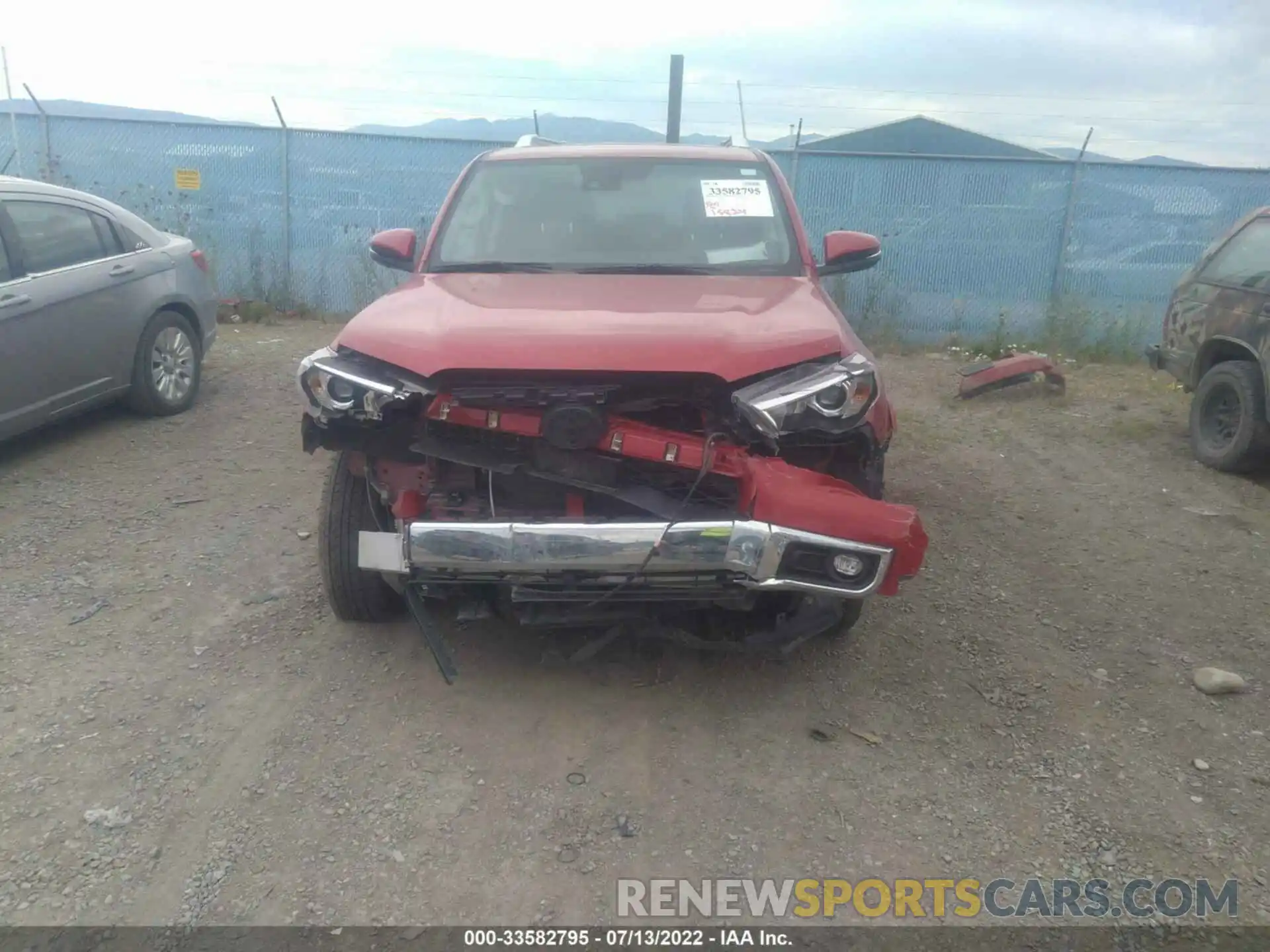 6 Photograph of a damaged car JTEKU5JR3N5983009 TOYOTA 4RUNNER 2022