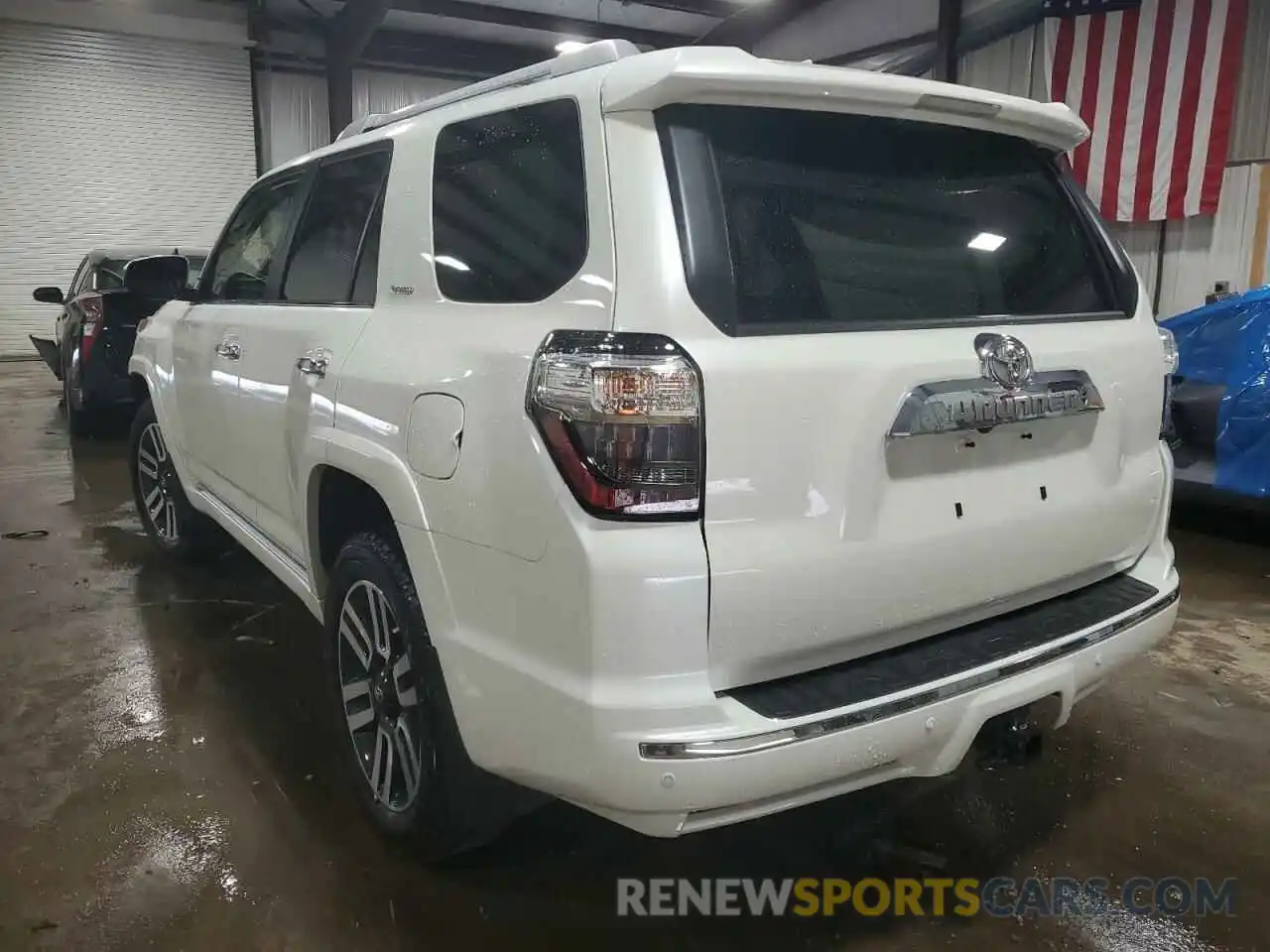 3 Photograph of a damaged car JTEKU5JR4N6044512 TOYOTA 4RUNNER 2022