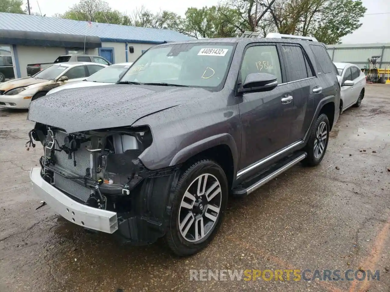 2 Photograph of a damaged car JTEKU5JR5N6028805 TOYOTA 4RUNNER 2022