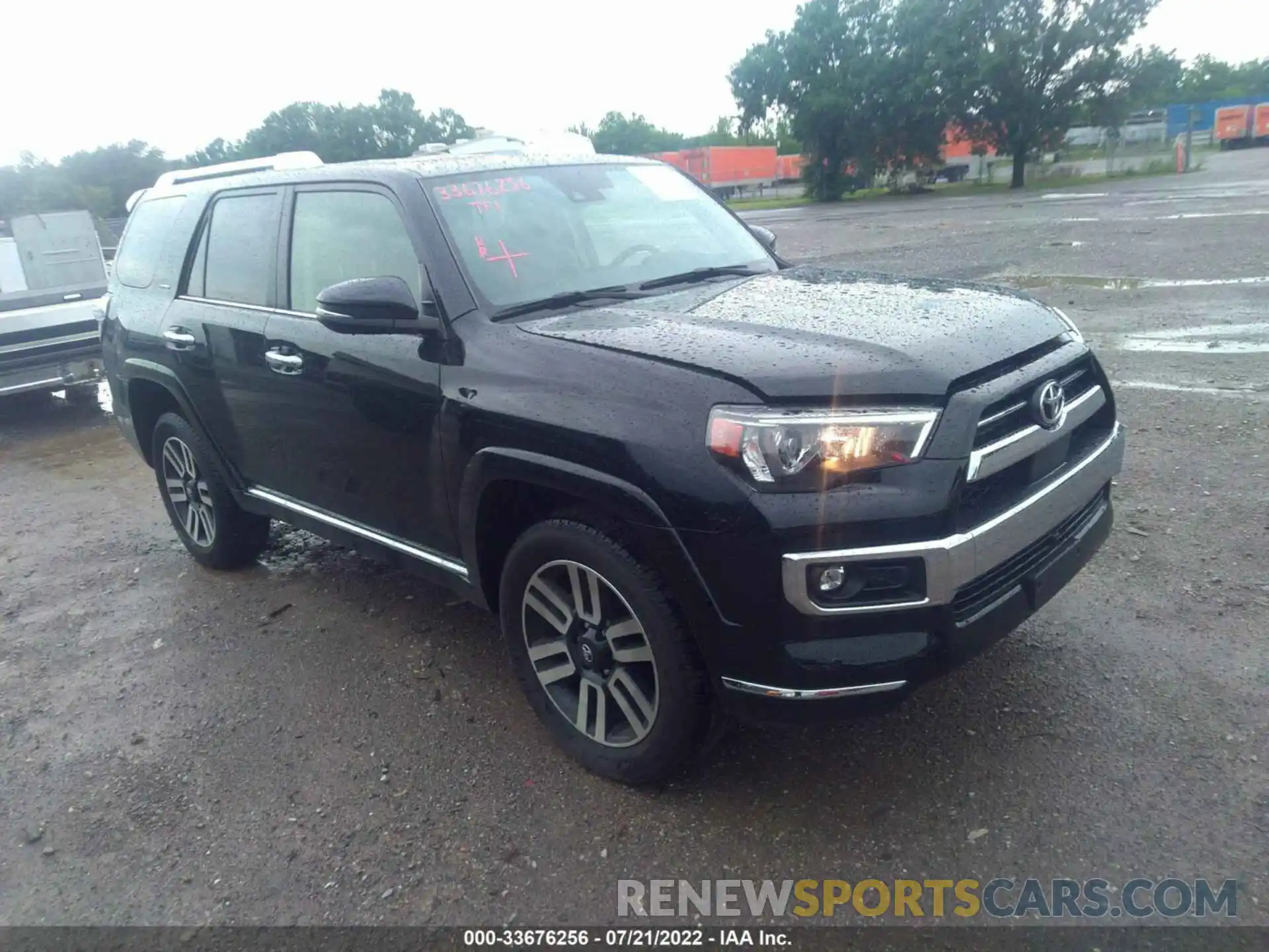 1 Photograph of a damaged car JTEKU5JR8N5987878 TOYOTA 4RUNNER 2022