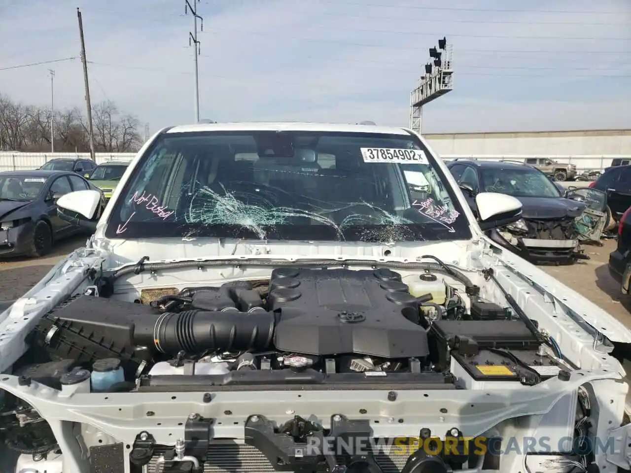 7 Photograph of a damaged car JTEKU5JRXN5990300 TOYOTA 4RUNNER 2022