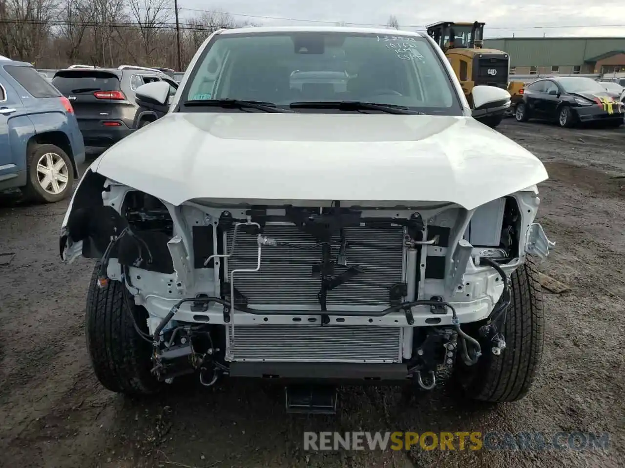 5 Photograph of a damaged car JTEKU5JRXN6081273 TOYOTA 4RUNNER 2022