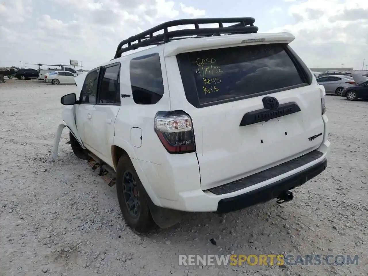 3 Photograph of a damaged car JTELU5JR2N6030001 TOYOTA 4RUNNER 2022