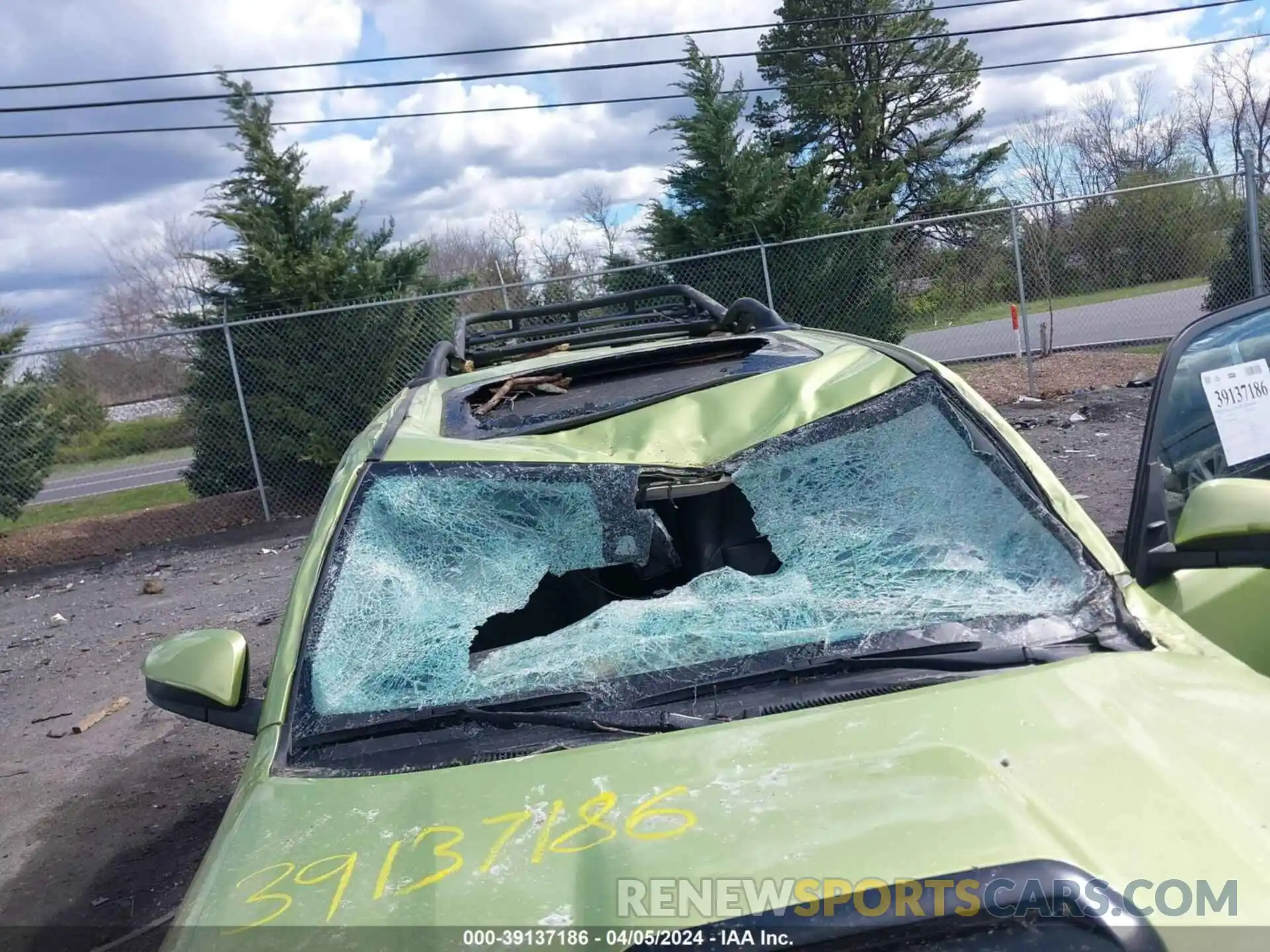 6 Photograph of a damaged car JTELU5JR2N6066268 TOYOTA 4RUNNER 2022