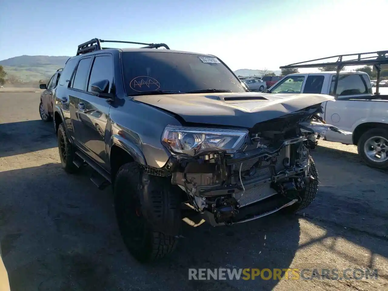 1 Photograph of a damaged car JTELU5JR7N6002016 TOYOTA 4RUNNER 2022