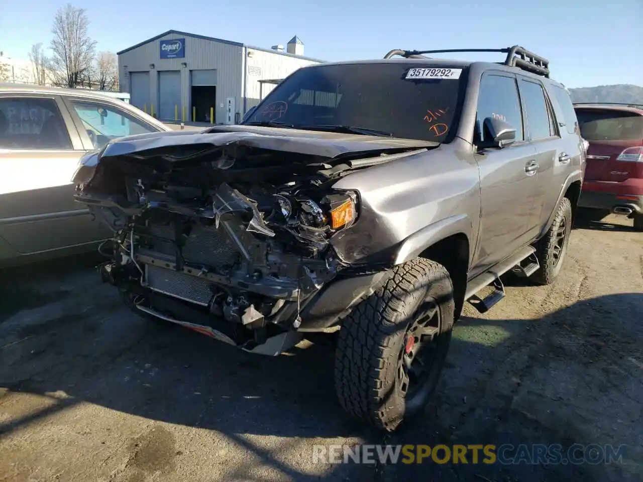 2 Фотография поврежденного автомобиля JTELU5JR7N6002016 TOYOTA 4RUNNER 2022