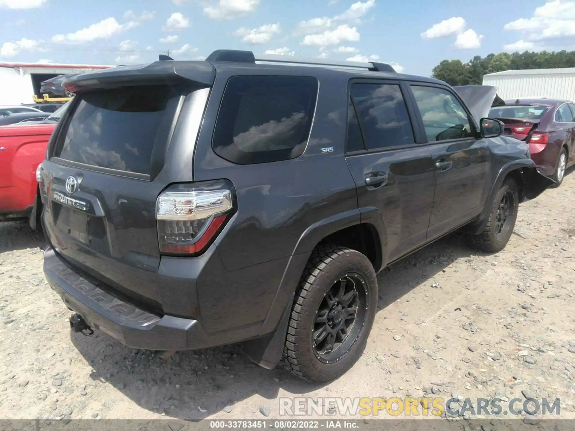 4 Фотография поврежденного автомобиля JTEMU5JR0N5990735 TOYOTA 4RUNNER 2022