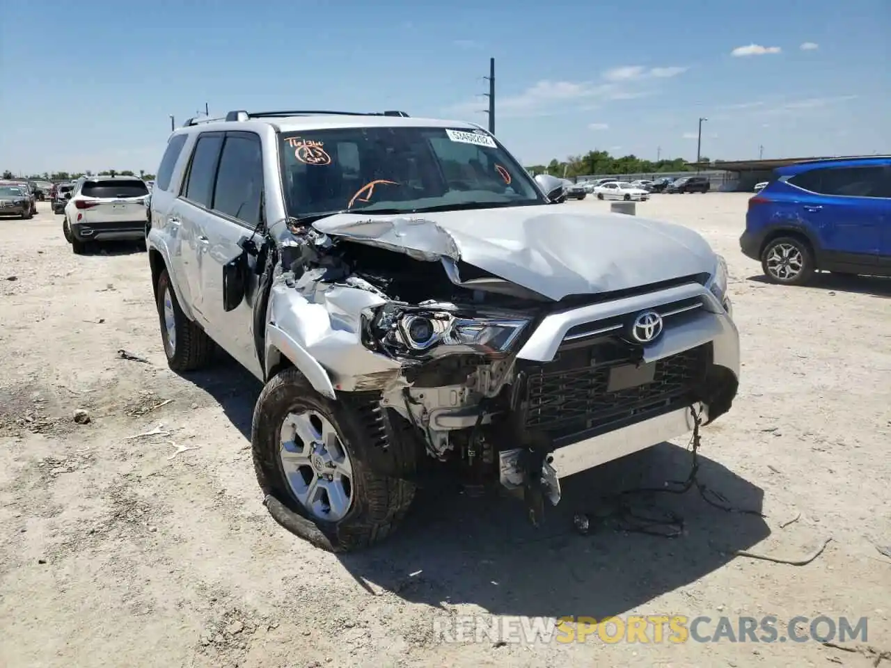 1 Photograph of a damaged car JTEMU5JR1N5972910 TOYOTA 4RUNNER 2022