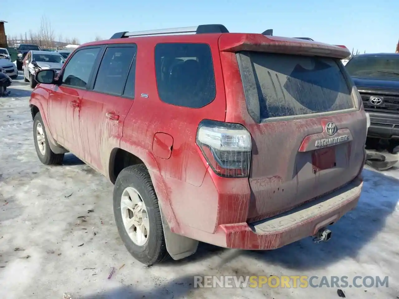 3 Photograph of a damaged car JTEMU5JR1N6025862 TOYOTA 4RUNNER 2022