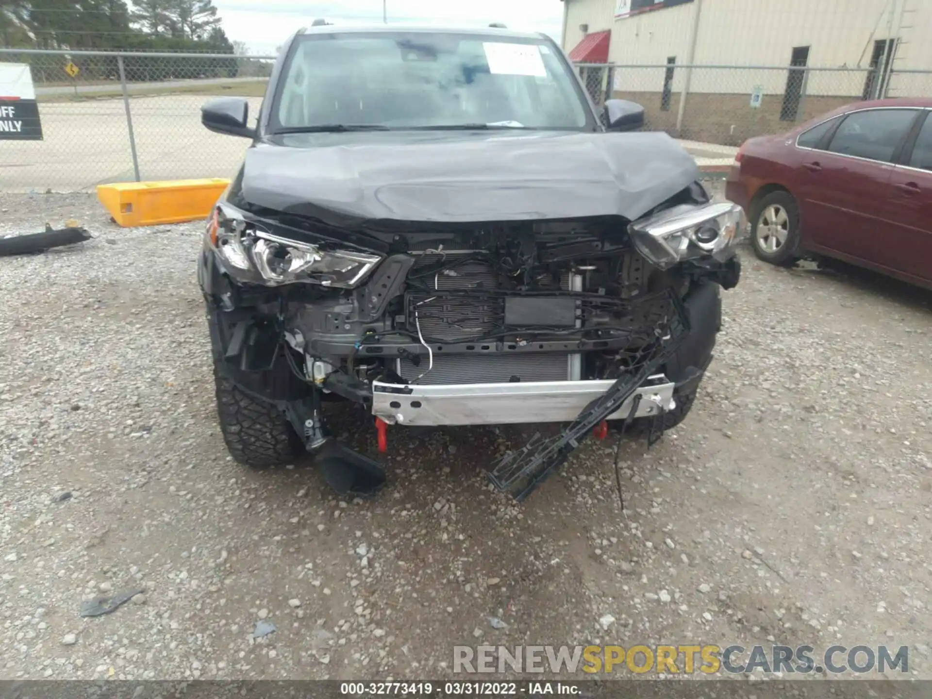 6 Photograph of a damaged car JTEMU5JR2N5987433 TOYOTA 4RUNNER 2022