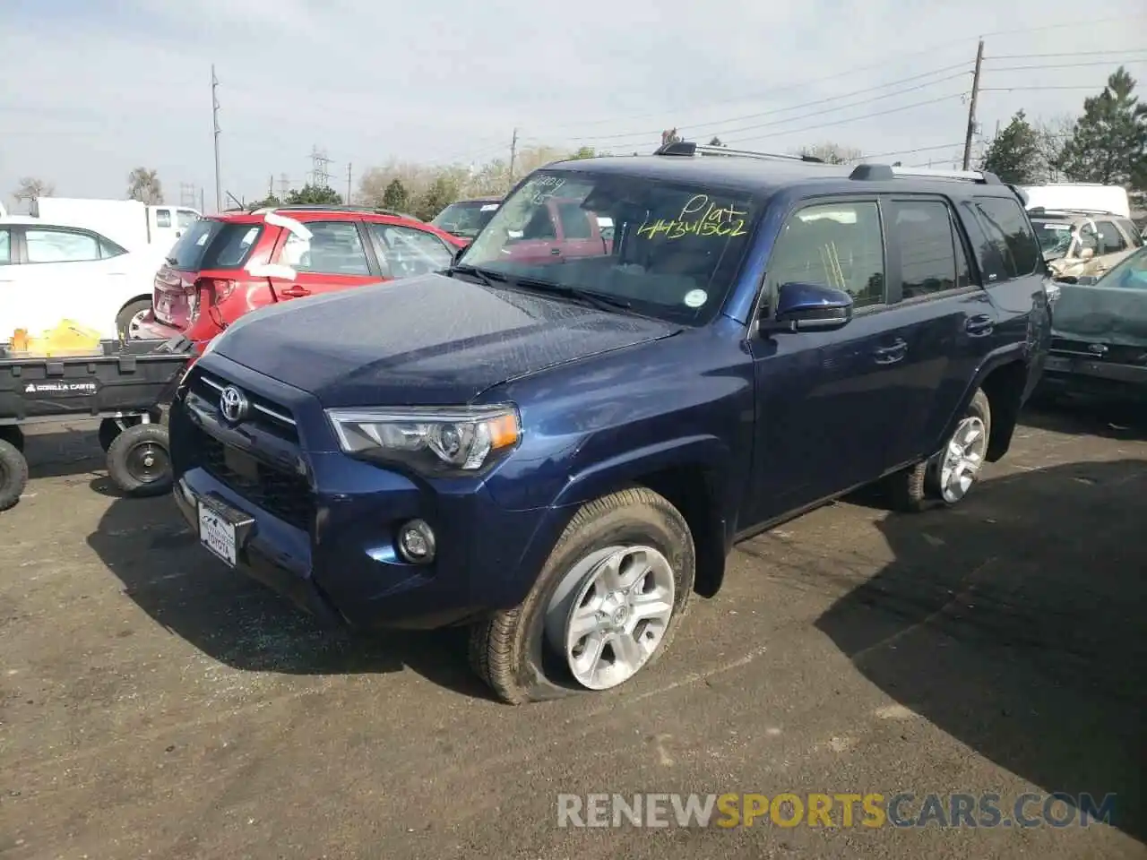 2 Photograph of a damaged car JTEMU5JR2N6051788 TOYOTA 4RUNNER 2022