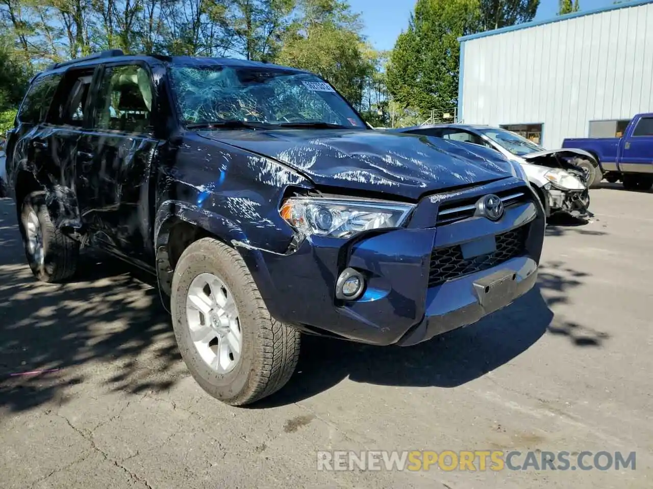 1 Photograph of a damaged car JTEMU5JR3N5986355 TOYOTA 4RUNNER 2022