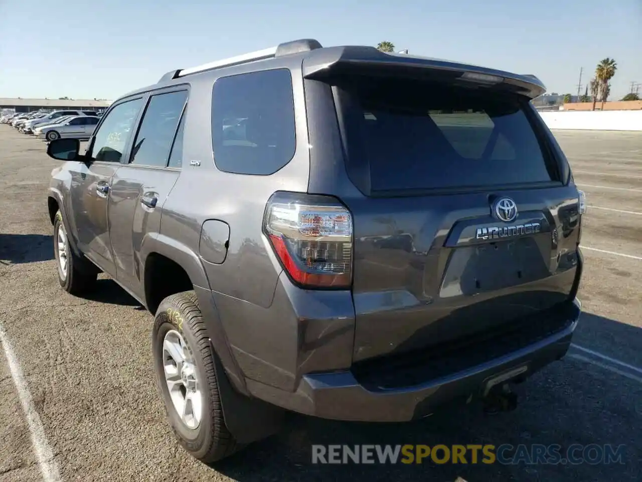 3 Photograph of a damaged car JTEMU5JR4N5994318 TOYOTA 4RUNNER 2022