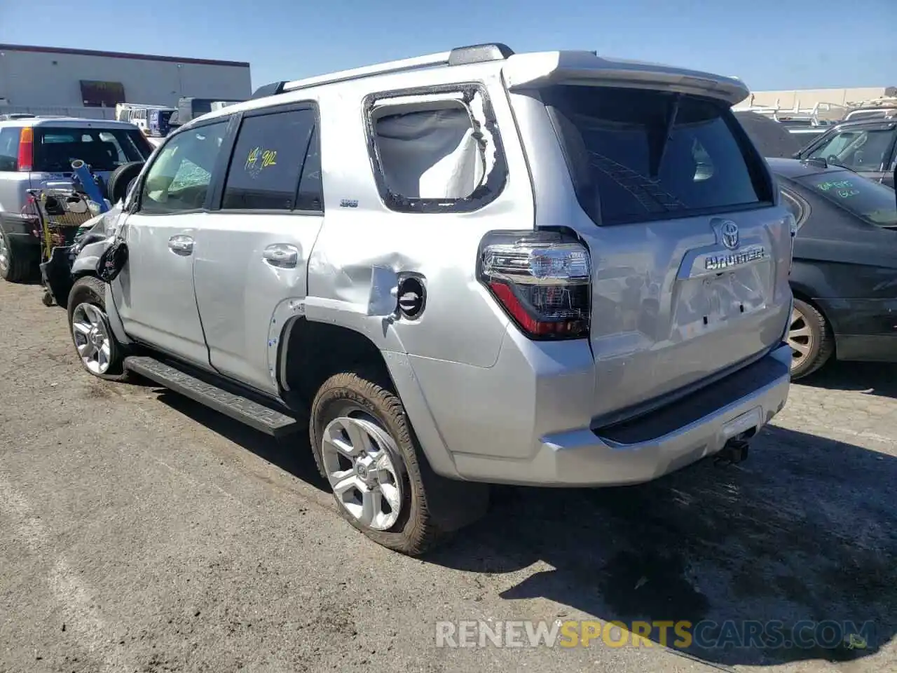 3 Фотография поврежденного автомобиля JTEMU5JR6N6001590 TOYOTA 4RUNNER 2022