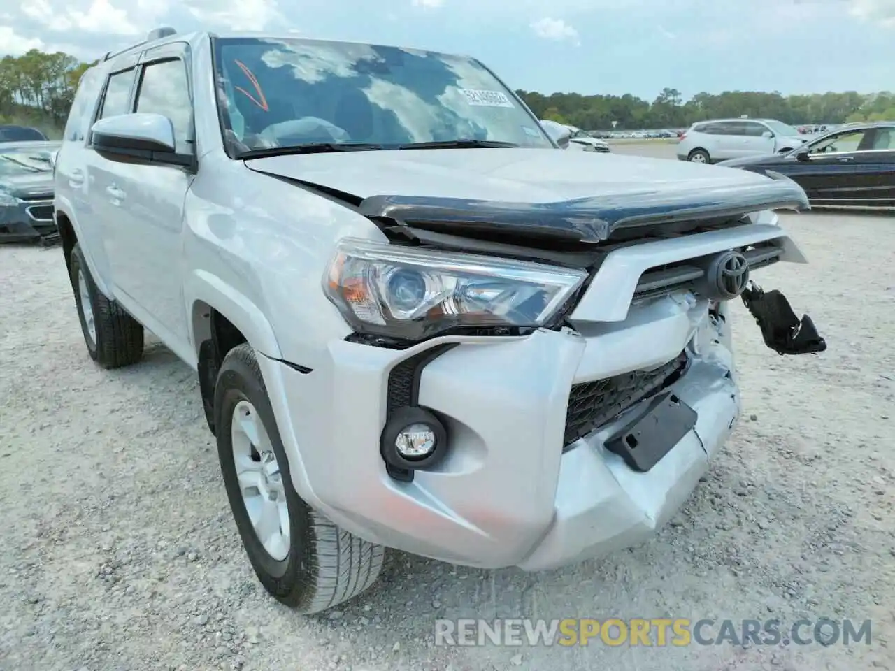 1 Photograph of a damaged car JTEMU5JR6N6017093 TOYOTA 4RUNNER 2022