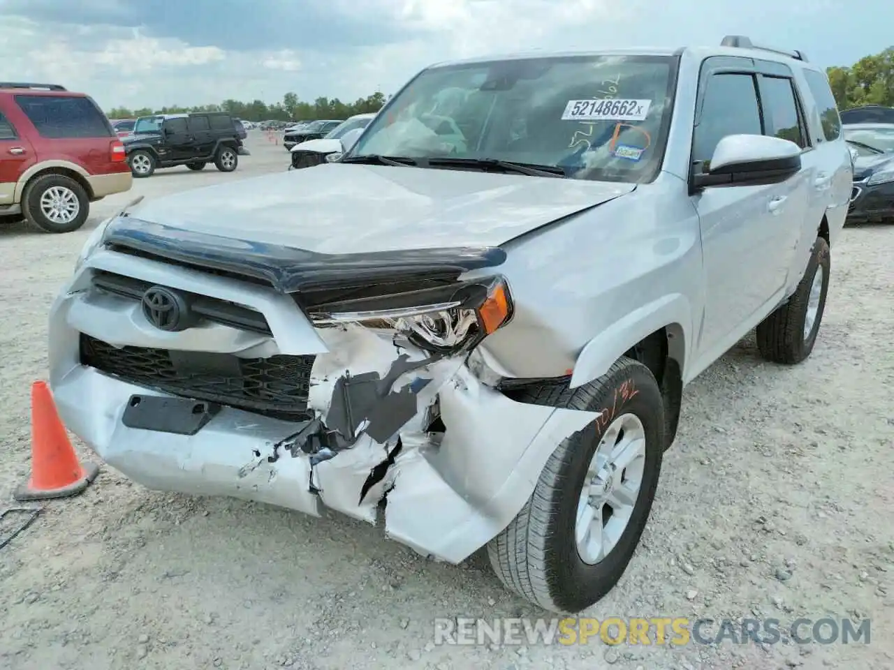 2 Photograph of a damaged car JTEMU5JR6N6017093 TOYOTA 4RUNNER 2022