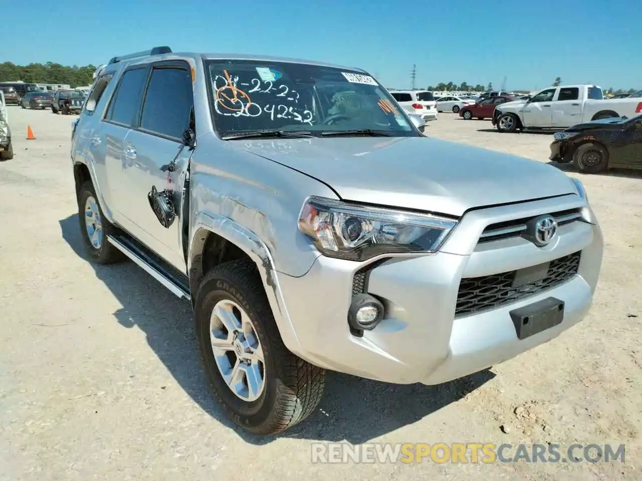 1 Photograph of a damaged car JTEMU5JR7N6003090 TOYOTA 4RUNNER 2022