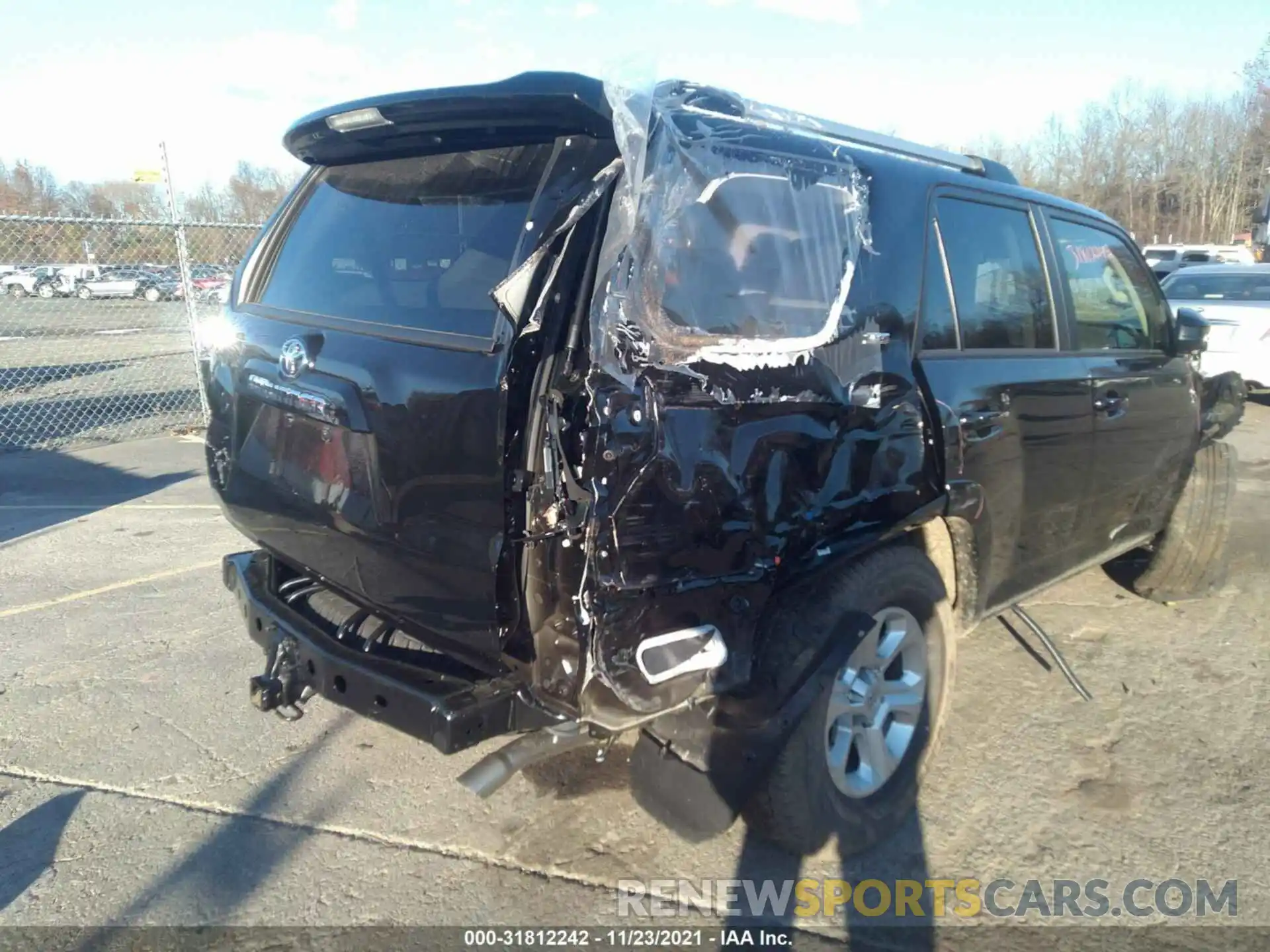 6 Photograph of a damaged car JTEMU5JR9N5977367 TOYOTA 4RUNNER 2022