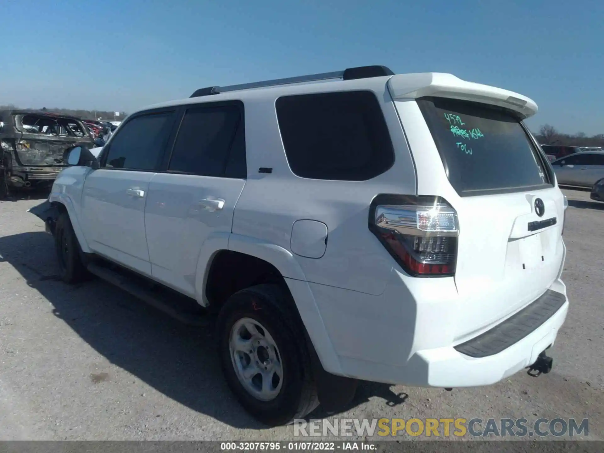 3 Photograph of a damaged car JTEMU5JRXN5979743 TOYOTA 4RUNNER 2022