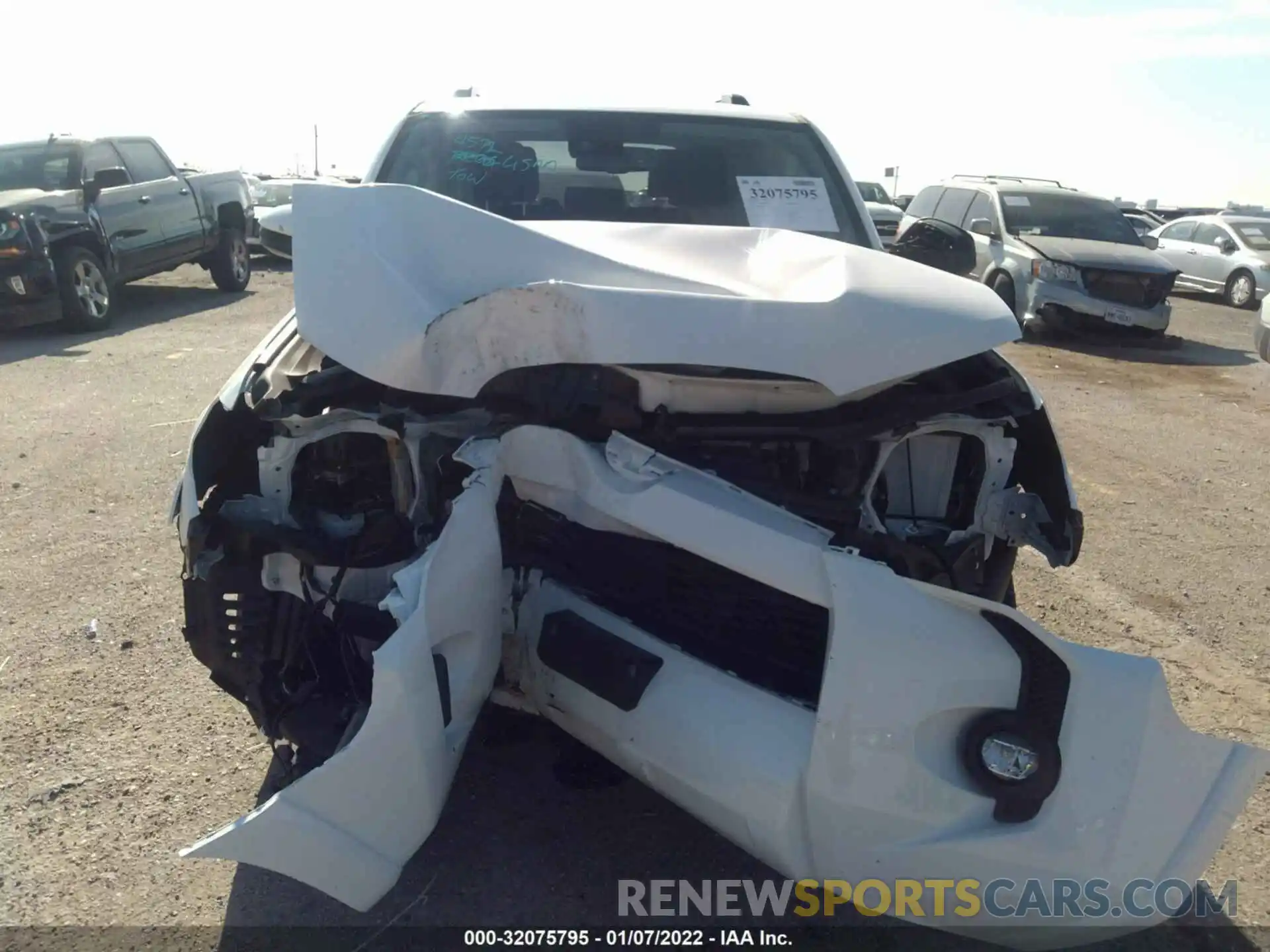 6 Photograph of a damaged car JTEMU5JRXN5979743 TOYOTA 4RUNNER 2022