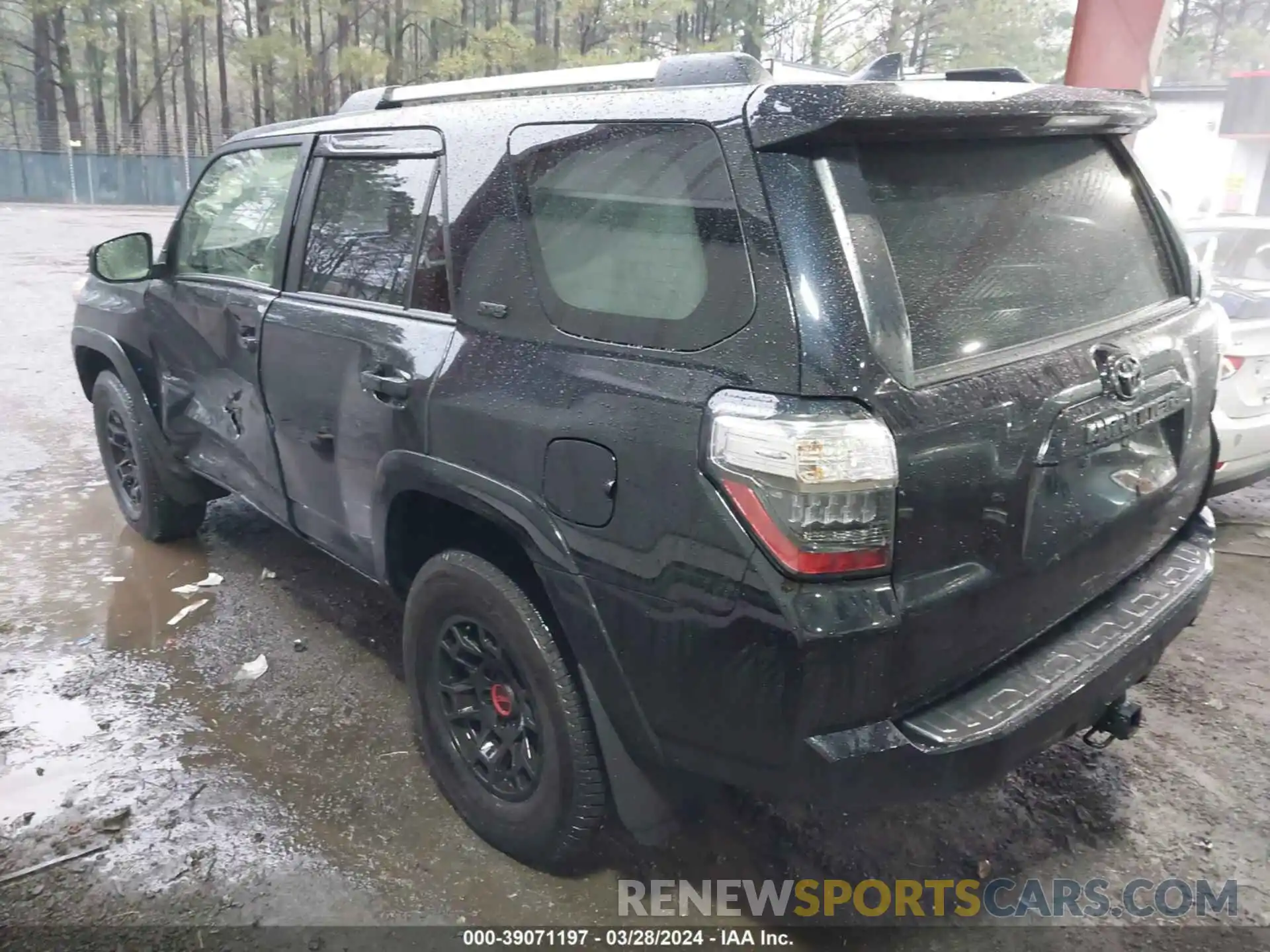 3 Photograph of a damaged car JTEMU5JRXN6000071 TOYOTA 4RUNNER 2022