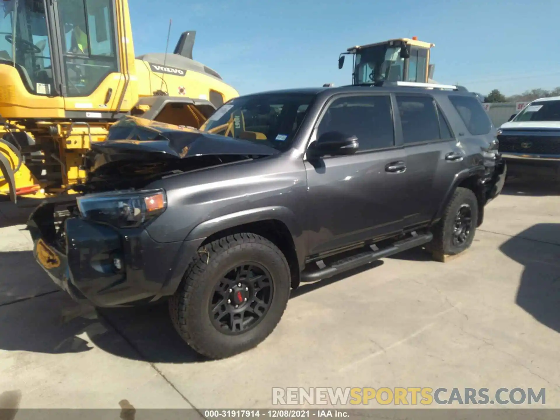 2 Photograph of a damaged car JTENU5JR0N5982297 TOYOTA 4RUNNER 2022