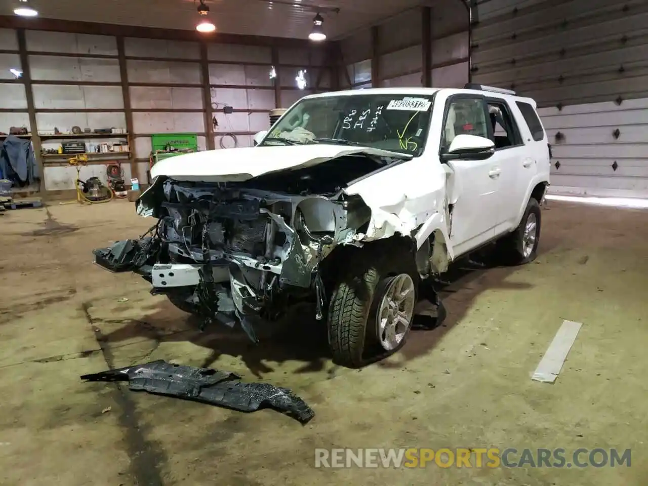 2 Photograph of a damaged car JTENU5JR0N6005610 TOYOTA 4RUNNER 2022