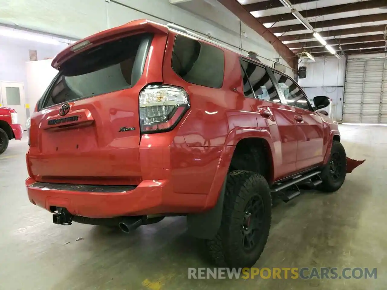 4 Photograph of a damaged car JTENU5JR0N6034170 TOYOTA 4RUNNER 2022